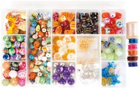 Small foot Set skleněných a keramických šperků v boxu