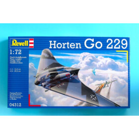 Revell ModelKit letadlo 04312 Horten Go-229 1:72