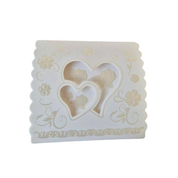 Dortisimo Svatební krabička na výslužku bílá s perleťovým vzorem Srdíčka (7,4 x 7,4 x 3,6 cm)