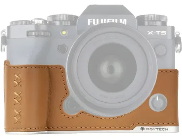 PGYTECH Kožené pouzdro pro Fujifilm X-T5 hnědá / Pouzdro na fotoaparát / kožené (P-CB-553)