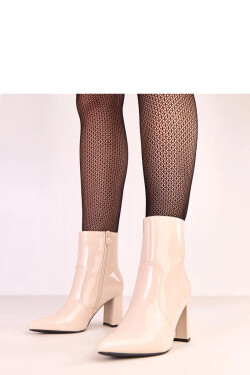 Boty na podpatku model 220250 Solea 41
