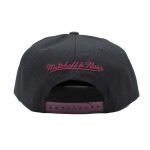 Mitchell & Ness Pánská kšiltovka Colorado Avalanche NHL Retro Lock Up Snapback