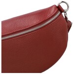 Módní dámská kožená ledvinka Sotiria, červená