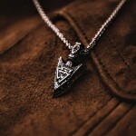 Pánský náhrdelník Ódinovo kopí - GUNGNIR - symbol VALKNUT, Stříbrná 60 cm