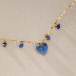 ELENYS Lapis Heart | Náhrdelník s přírodním lapis lazuli a přívěskem srdce Délka náhrdelníku: 41+5 cm / max. 46 cm