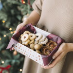 Ib Laursen Plechová dóza My Nostalgic Christmas Flat Square, červená barva, kov