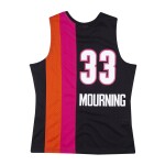 Mitchell & Ness Pánský dres Miami Heat NBA Alonzo Mourning #33 2005-06 Swingman Alternate Velikost: XL