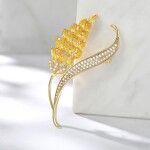 Exkluzivní brož Swarovski Elements Nacira, Zlatá