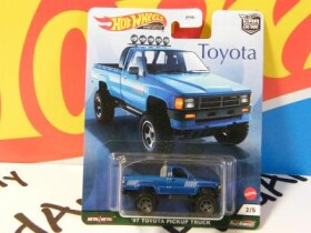 '87 TOYOTA PICKUP TRUCK - Hot Wheels PREMIUM