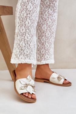 Sandály S Dekorací Přírodní Kůže Zazoo 3667 Bílé 37