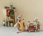 Maileg Obleček s taškou pro myšáka Maileg – little brother, béžová barva, textil