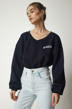 Happiness İstanbul Women's Navy Blue V-Neck Oversize Crop Knitted Sweatshirt