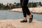 Be Lenka Buena All black