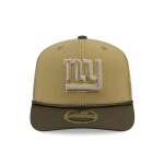 New Era Pánská kšiltovka New York Giants NFL 2025 Salute to Service 9SEVENTY Trucker Snapback