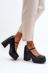 Dámské lakované polobotky na platformě a sloupku Big Star NN274004 černé 37