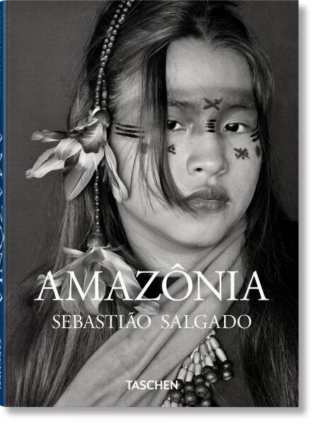 Sebastiao Salgado. Amazônia Sebastiao Salgado.