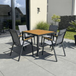 Stůl zahradní 90x90x73, deska polywood v dekoru dubu, šedá kovová konstrukce