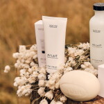 SCOTTISH FINE SOAPS Hydratační tělový krém Au Lait 200 ml, bílá barva, plast