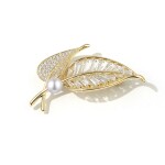 Brož Swarovski Elements Fortuinata, Zlatá