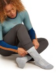 Dámské merino turistické ponožky ICEBREAKER Wmns Hike+ Heavy Crew, Blizzard Heather/Alloy velikost: 35-37 (S)