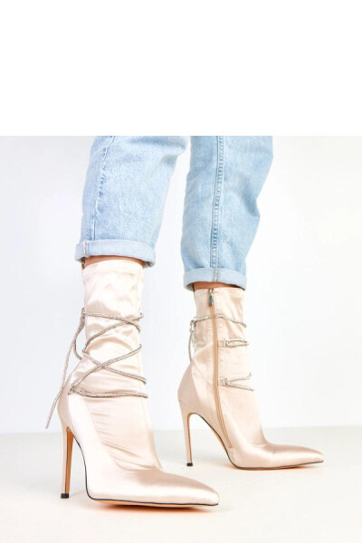 Boty na podpatku model 217942 Solea 39