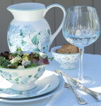 GREEN GATE Sklenice na víno Alice Pale Blue 600 ml, modrá barva, sklo