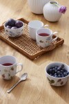KÄHLER Porcelánový hrnek Hammershøi Summer Berries 330 ml, multi barva, porcelán