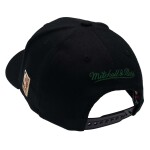 Mitchell & Ness Pánská kšiltovka Milwaukee Bucks NBA Team Logo Classic Red Stretch-Snap