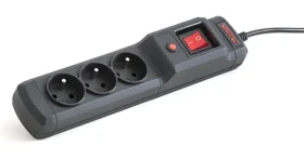 Armac Multi M3 černá / Přepěťová ochrana / 3 zásuvky / 5 m kabel / 2500 W (M3/50/CZ)