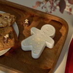 Räder Svítící LED dekorace Gingerbread, bílá barva, porcelán