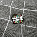 Pinarna.cz I like to touch my shelf / Rád(a) si sahám na svou "polici"