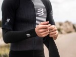 Compressport ArmForce T2 návleky na paže - Běžecké návleky na ruce Compressport ArmForce Ultralight - BLACK Velikost: víc než 31 cm obvod bicepsu