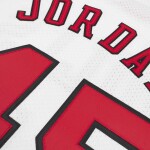 Mitchell & Ness Pánský dres Chicago Bulls NBA Michael Jordan #45 1994-95 Authentic Velikost: M
