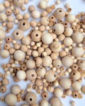 Dřevěné korálky Detoa - přírodní nelakované - ∅ 6 mm - 10 ks