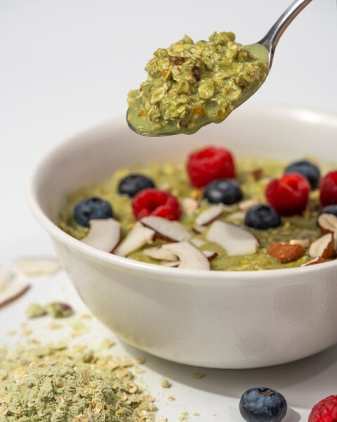 Vilgain Minutová proteinová ovesná kaše – karamel a matcha 400 g