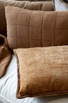 Chic Antique Prošívaný povlak na polštář Aix Vintage Clay 40 × 60 cm, hnědá barva, textil
