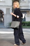 Nákupní taška přes rameno Reisenthel Shopper M Summerstripes black