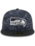 New Era Pánská kšiltovka Seattle Seahawks NFL Throwback 2026 Salute to Service 59FIFTY Fitted Velikost: 7 3/8