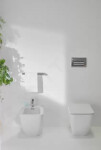 IDEAL STANDARD - Strada II Stojící WC se sedátkem, AquaBlade, bílá T359901