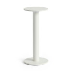 HAY Stmívatelná LED lampa Host 220 Cream White, bílá barva, kov, plast