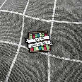 Pinarna.cz I like to touch my shelf / Rád(a) si sahám na svou "polici"