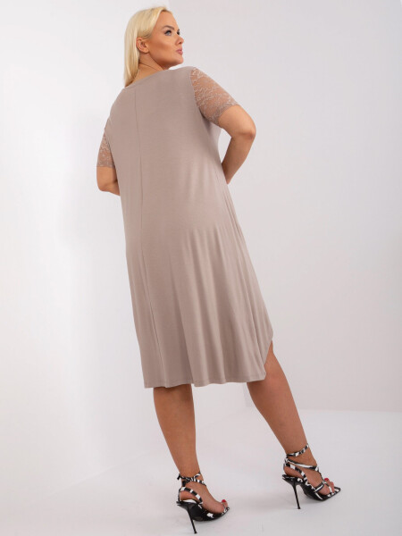 šaty plus size model 182751 Relevance universal