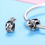 Elenys stříbrný přívěsek Kravička