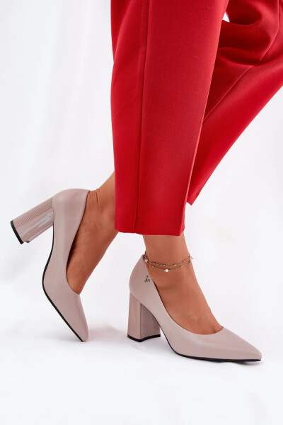Lodičky na sloupku model 211984 Step in style 37