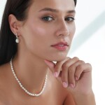Stříbrné náušnice s bílou 8.5-9 mm perlou Avril, stříbro 925/1000, Bílá