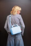 Chladící taška přes rameno Reisenthel Coolerbag TO-GO Twist powder blue