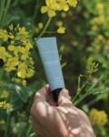 SKANDINAVISK Krém na ruce ØY (ostrov) 30 ml, modrá barva, kov