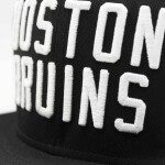 Starter Pánská kšiltovka Boston Bruins NHL BLACK ICE Snapback