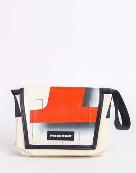 FREITAG F11 Lassie