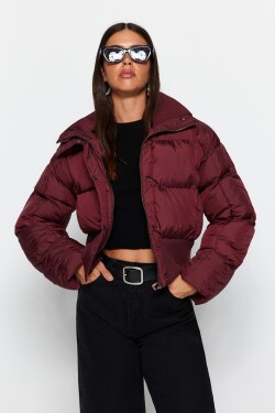 Trendyol Claret Red Oversized Crop žebrovaným detailním vodoodpudivým nafukovacím kabátem